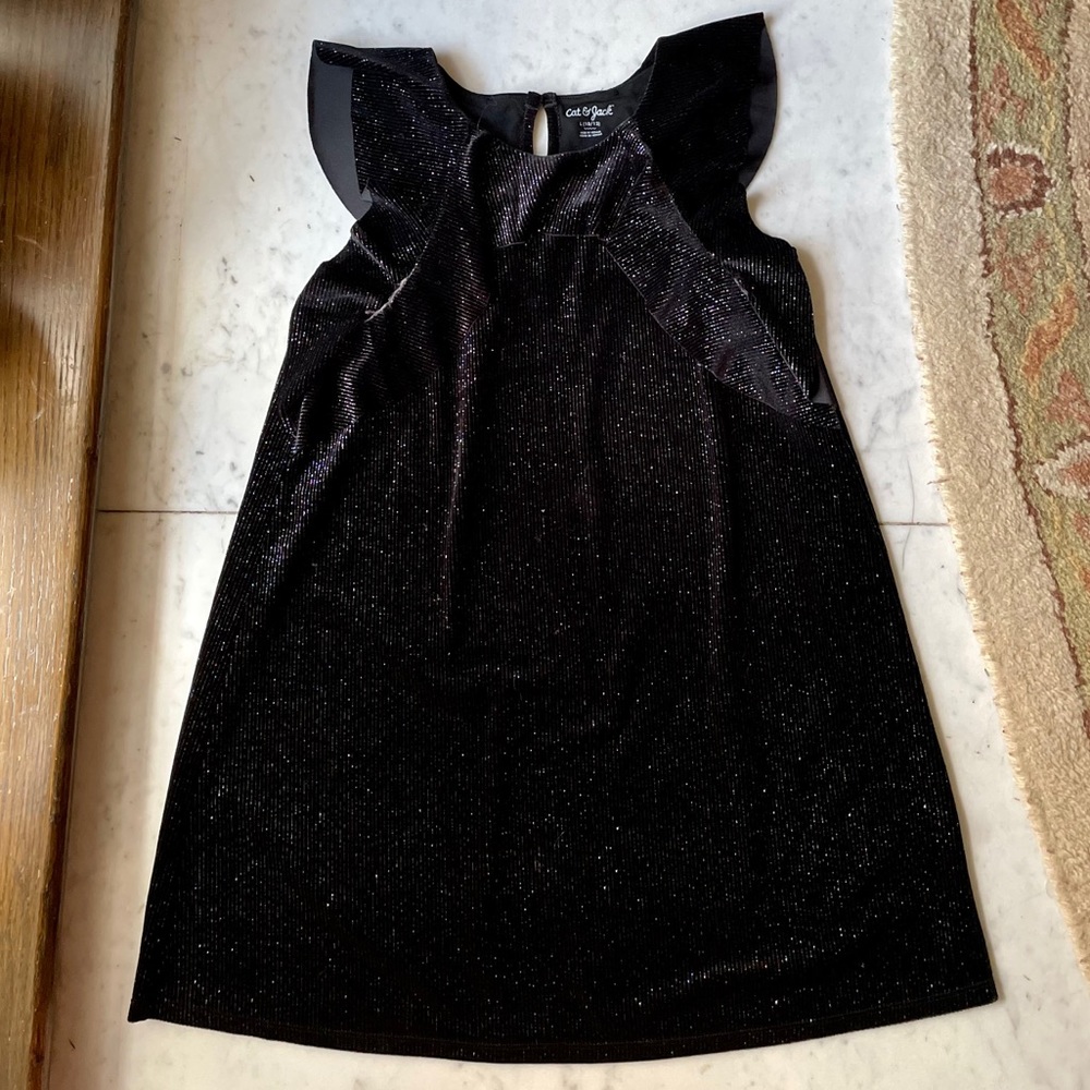 Girl’s Cat & Jack Velvet Flapper Sheath Dress